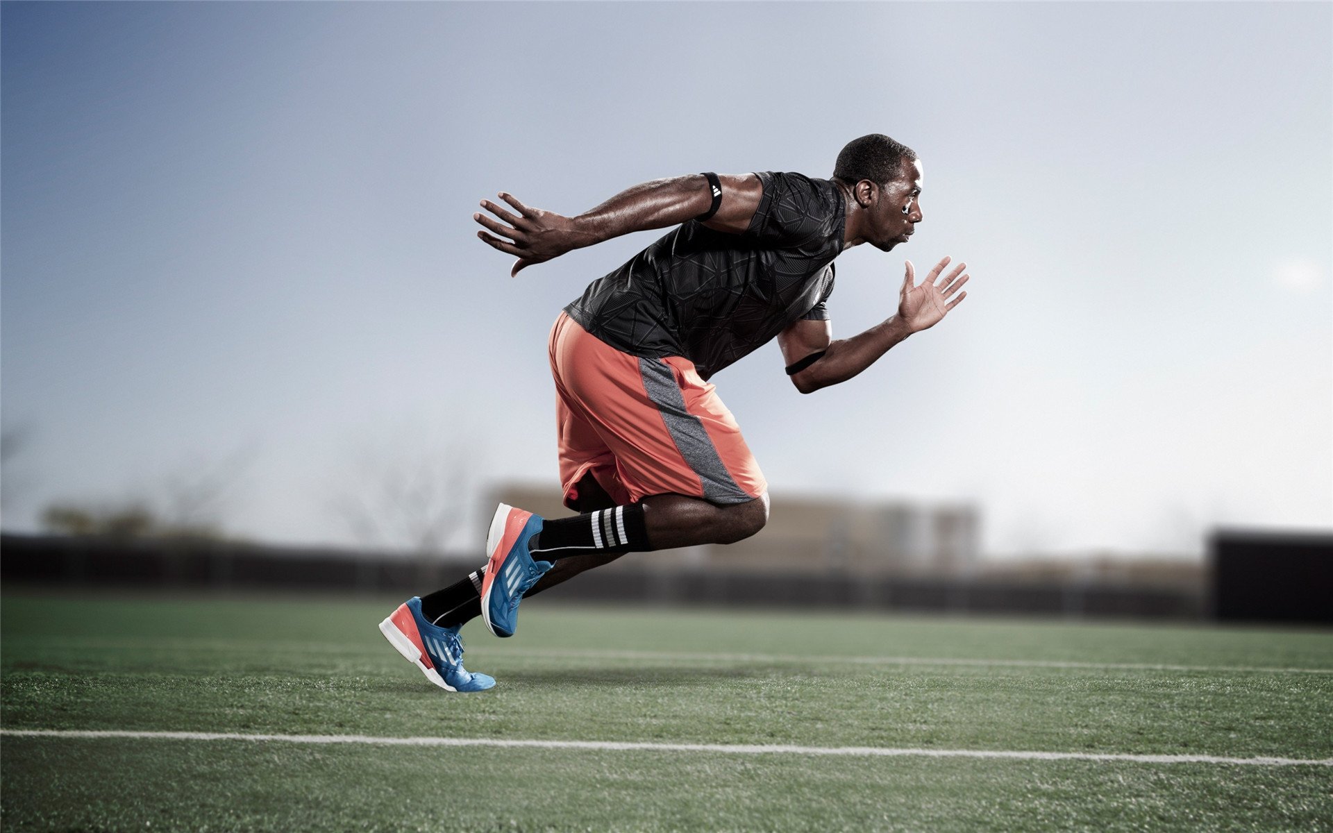 竞技场内外，乔治发威主导快船逆转，太阳夜败，乔治快船最新进展